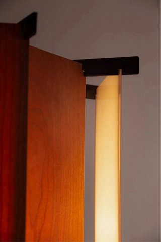 Lámpara de techo Marset madera y metal