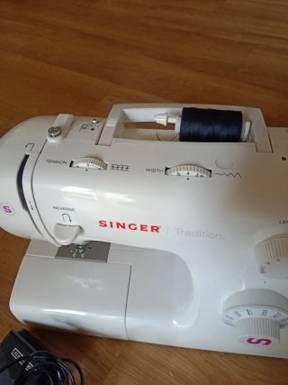 Máquina de coser Singer Tradition