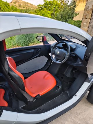Renault Twizy 2016 con 13.000km