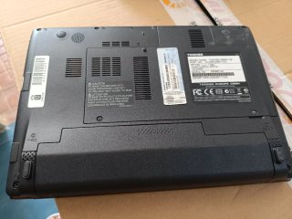 Lote 4 UNIDADES de Toshiba NB500 Para Reparar