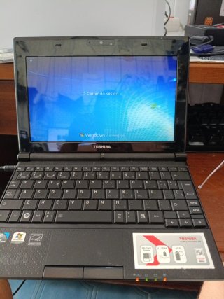 Lote 4 UNIDADES de Toshiba NB500 Para Reparar