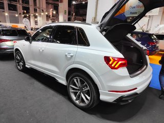 Audi Q3 2.0 TDI 150 Black Edition SLine