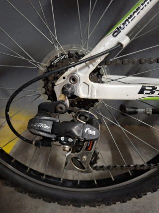 Bicicleta B-PRO Aero 24 Aluminio