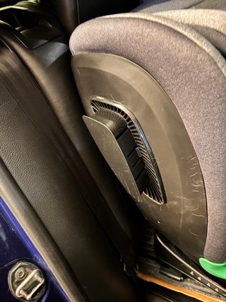 Silla de bebé con Isofix y base giratoria