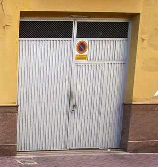 Puertas de garaje de aluminio
