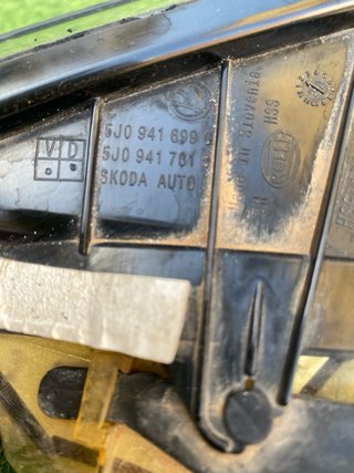 Faro antiniebla Skoda Fabia II 5J0941699C