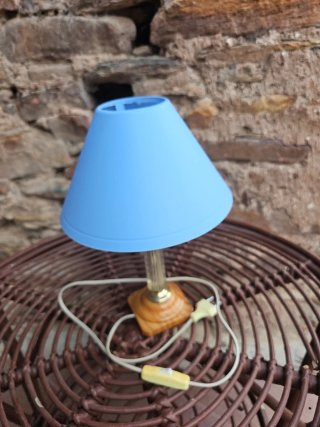 Lampara de mesa. 35 cm alta