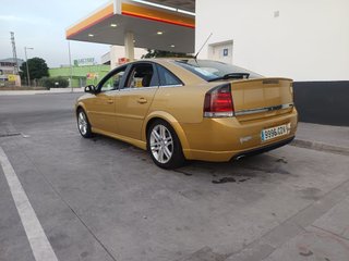 Opel Vectra 2004