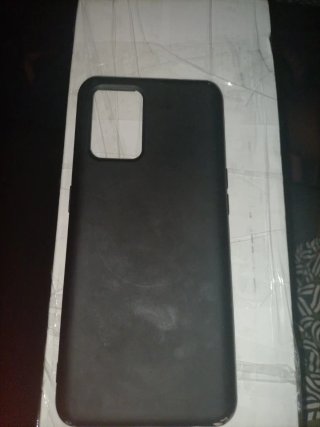 Oppo A74 128GB 6GB RAM y una funda. Pantalla rota