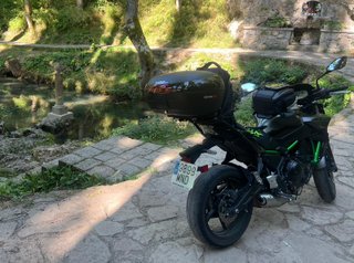 Se vende Kawasaki Z650 del año 2024