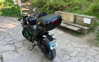 Se vende Kawasaki Z650 del año 2024