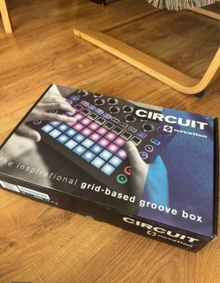 Novation Circuit Groovebox Negra
