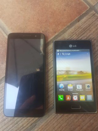 2 mobiles..LG de orange 1 sim , y Alcatel 2 Sim