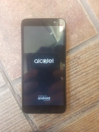 2 mobiles..LG de orange 1 sim , y Alcatel 2 Sim