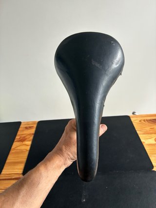 Sillín de bicicleta con tija