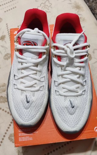 NIKE TALLA 45 NUEVAS