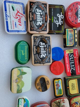 Colección 32 Cajas Regaliz Antiguas