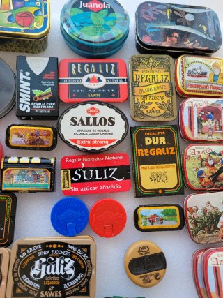 Colección 32 Cajas Regaliz Antiguas