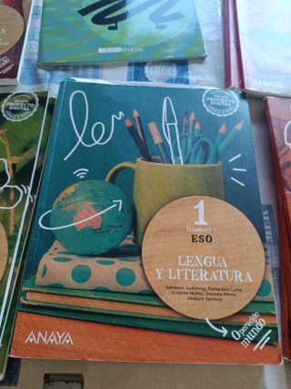 Libros de texto 1 ESO Gredos san Diego