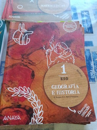 Libros de texto 1 ESO Gredos san Diego