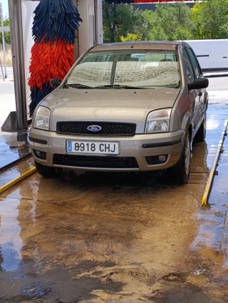 Ford Fusion 2003