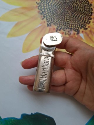 Accendino vintage Marlboro