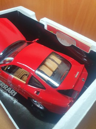 Ferrari 550 Maranello Bburago scala da 1/18