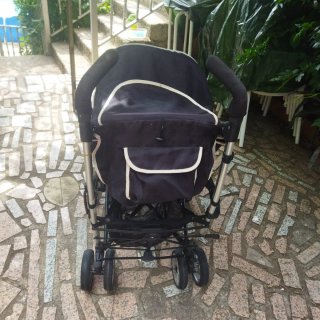 Silla de paseo Baby Luxe negra