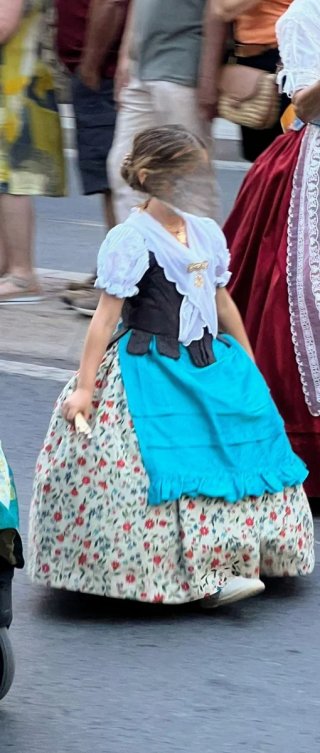 Traje de faena alicantino niña 5 , 6 años