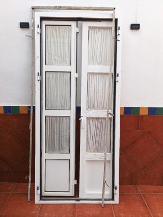 Puerta de paso de aluminio