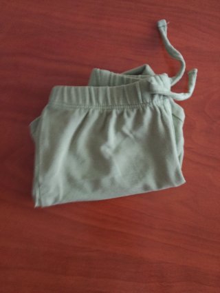 Conjunto verano 6-9 meses + 2 camisetas