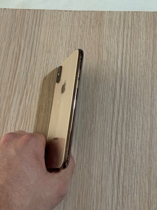 iPhone Xs
