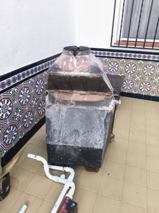 Hidroestufa de leña metálica