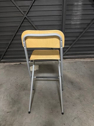 Banqueta Ikea Roble y Metal Gris