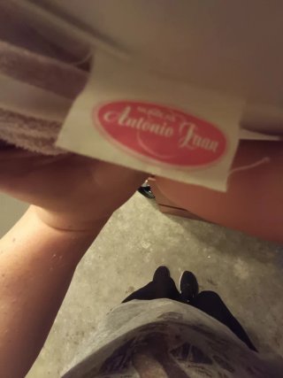 Muñeco bebé con chupete y pijama y complementos