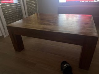 Mesa de centro de madera