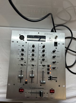 Behringer DX626 Mixer DJ 3 Canali BPM