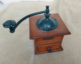 Molinillo de café antiguo madera