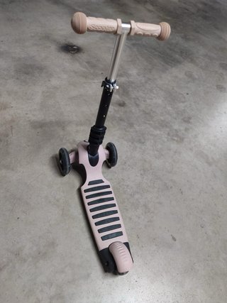 Patinete infantil 3 ruedas con asiento
