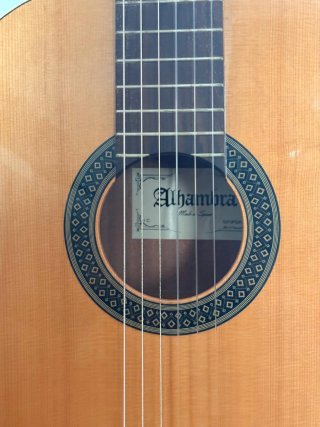 Guitarra clásica Alhambra modelo 1C