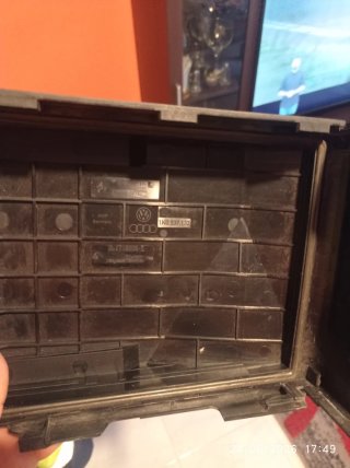 Caja fusibles y relés Seat, Audi, VW