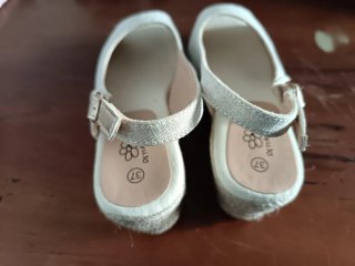 DETTAGLI Scarpe Donna Beige/Bianche Tg 37