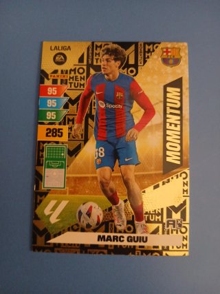 Cromo Panini LaLiga Momentum Marc Guíu