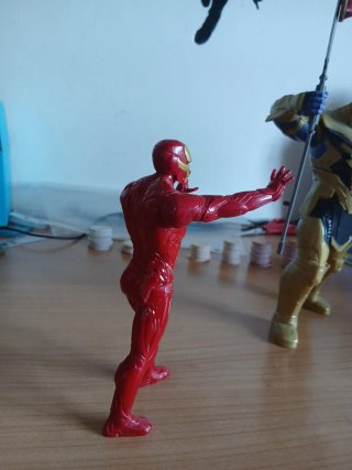 Set Figuras Avengers Iron Man vs Thanos