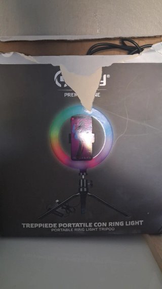 Anello LED con supporto telefono