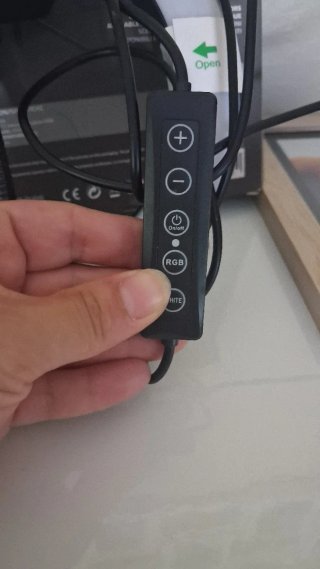 Anello LED con supporto telefono
