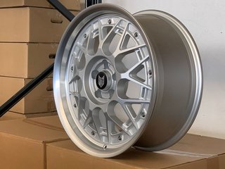 4 LLANTA FOX 7.5x17 5X100 et38 57.1 stilo bbs