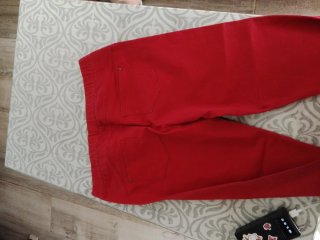 Pantalón rojo
