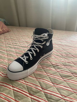 Converse plataforma negras y blancas