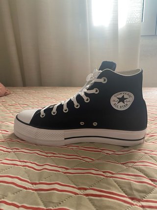 Converse plataforma negras y blancas